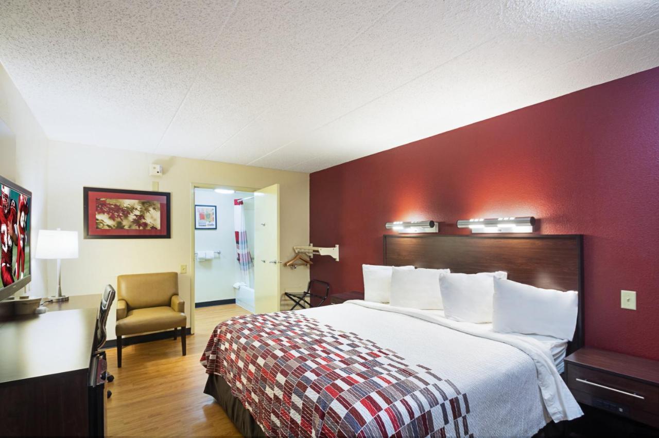 Red Roof Inn Minneapolis - Plymouth - Wayzata Exterior photo