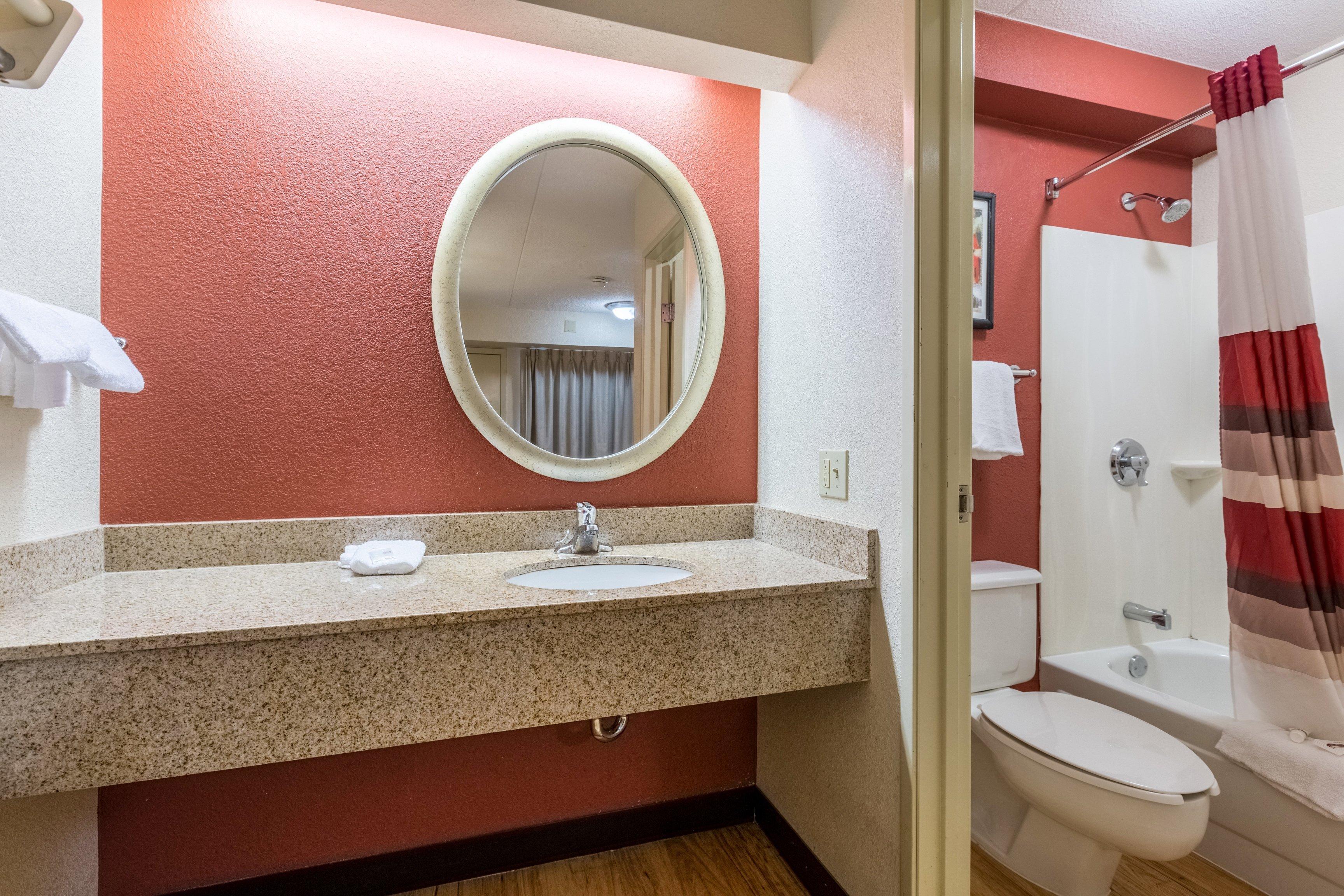 Red Roof Inn Minneapolis - Plymouth - Wayzata Exterior photo